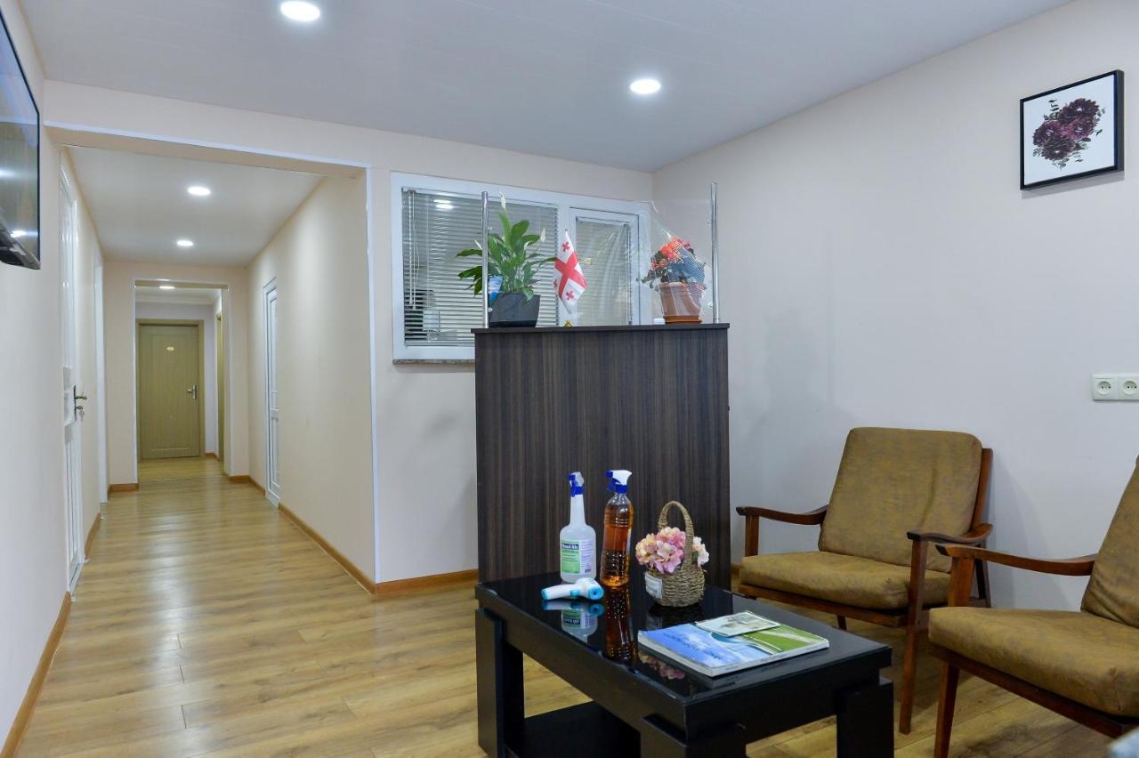Cozy House Hotel Kutaisi Exterior photo